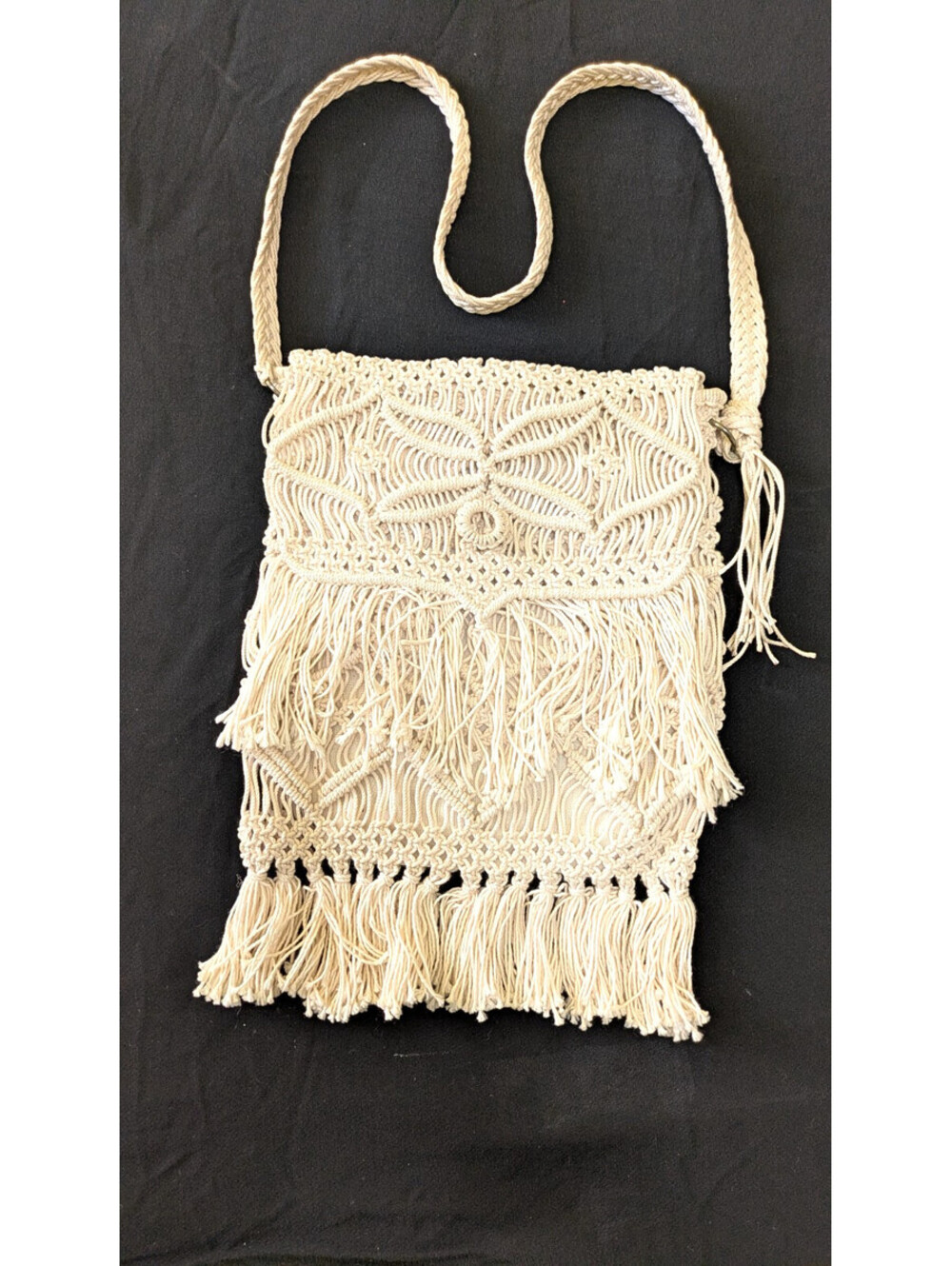 Vintage Handmade Macrame Purse Boho Crossbody Bag Ivory Cream Long Fringe 1970's